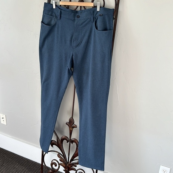 Travis Mathew Open To Close Pants 40x33 - Picture 4 of 11